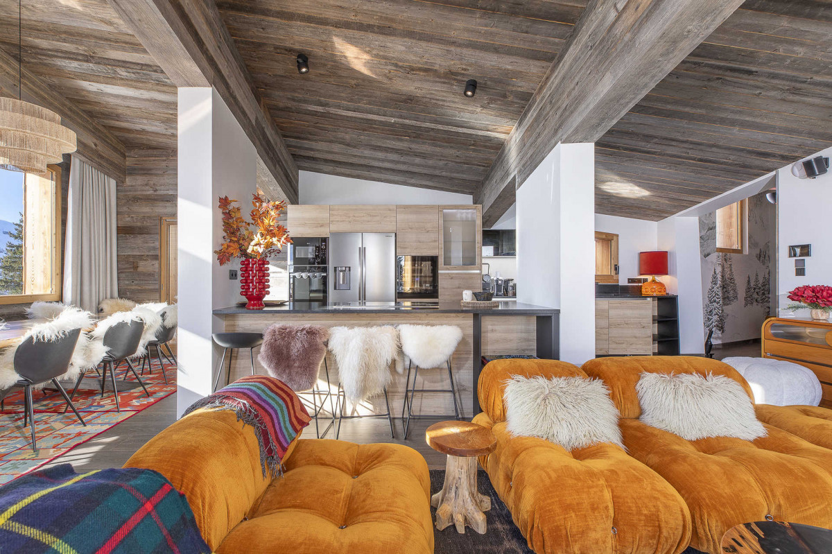 _lv_images__lot_0002800208_03_10186761