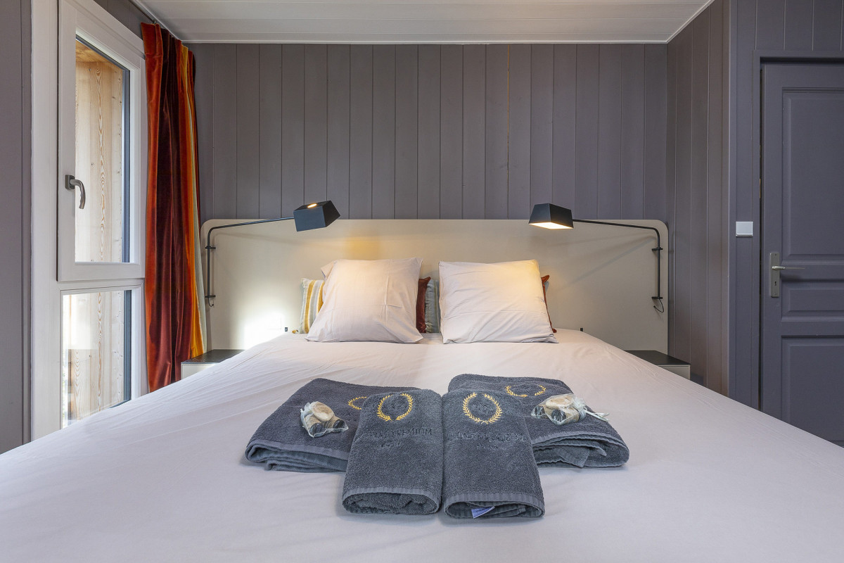 _lv_images__lot_0002800264_07_9586686