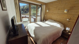 332_3_D4_TAIGA_lv_images__lot_0020392362_06_20261016090444