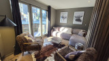 332_3_DA5_SNOW_lv_images__lot_0020392361_02_20261022120357