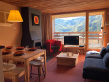 _lv_images__lot_0000000206_01_8111486