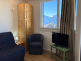 _lv_images__lot_0000000216_06_11040114