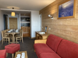 _lv_images__lot_0000000236_02_11157407