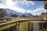 _lv_images__lot_0000240002_12_8090464
