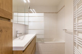 _lv_images__lot_0000250012_12_9011651