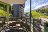 _lv_images__lot_0000300004_09_8460646