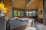_lv_images__lot_0002500001_08_11080976