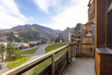 _lv_images__lot_0002800142_15_8279152
