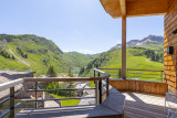 _lv_images__lot_0002800208_16_8106765