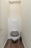 _lv_images__lot_0002800296_13_8109372