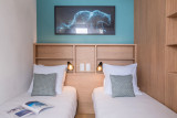 Chambre avec 2 lits simples