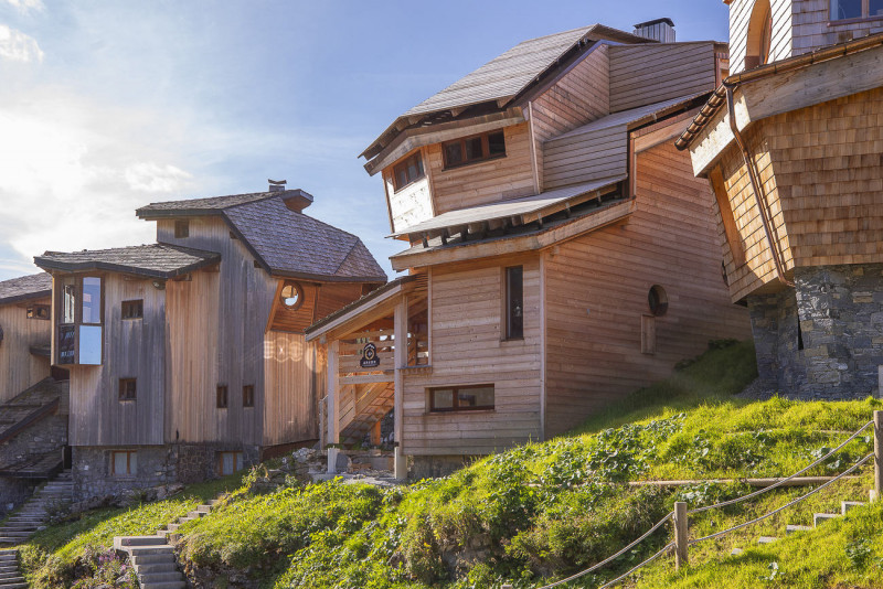 _lv_images__imme_0000000270_02_10383190