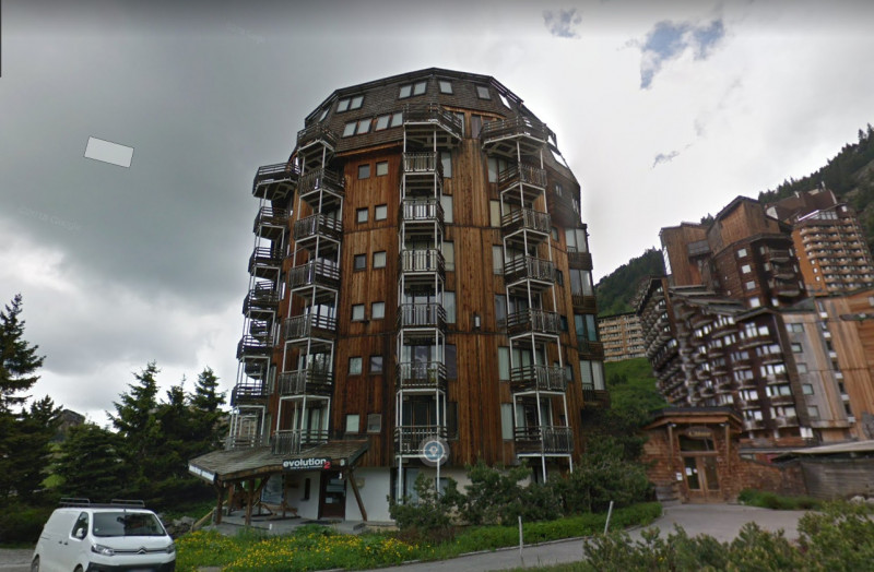 _lv_images__imme_0000005000_01_9254411