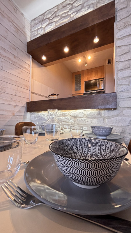 _lv_images__lot_0000000012_12_10279621