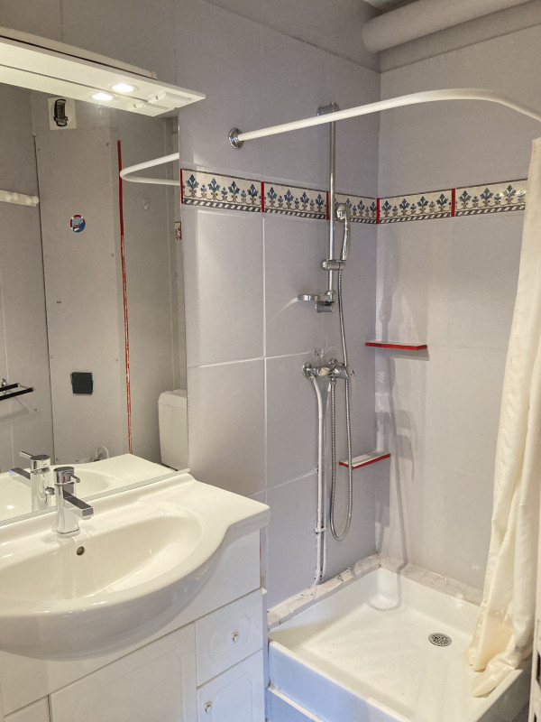 _lv_images__lot_0000000017_14_10336581