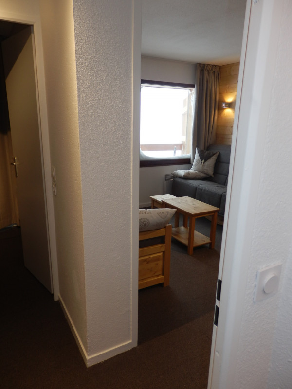 _lv_images__lot_0000000023_09_9404146 _lv_images__lot_0000000023_09_9404146