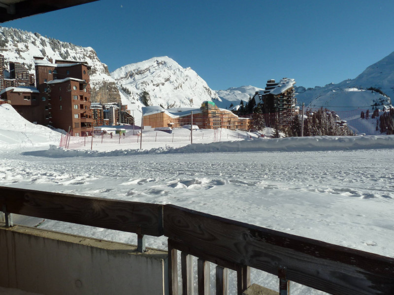 _lv_images__lot_0000000023_15_8136945