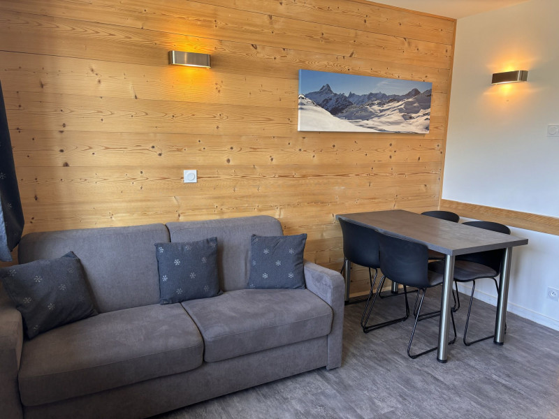 _lv_images__lot_0000000027_06_11158543 _lv_images__lot_0000000027_06_11158543