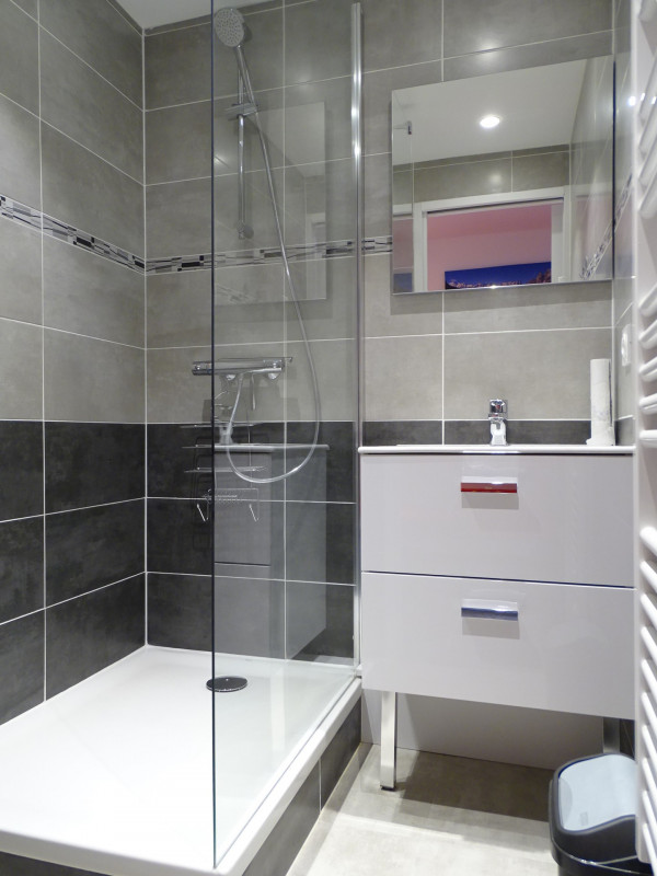 _lv_images__lot_0000000027_12_10002153 _lv_images__lot_0000000027_12_10002153