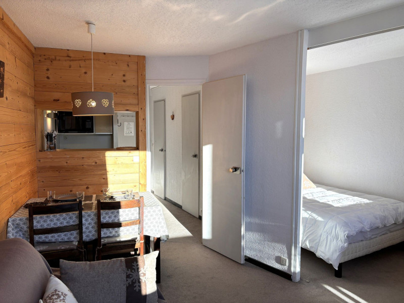 _lv_images__lot_0000000034_06_11164992