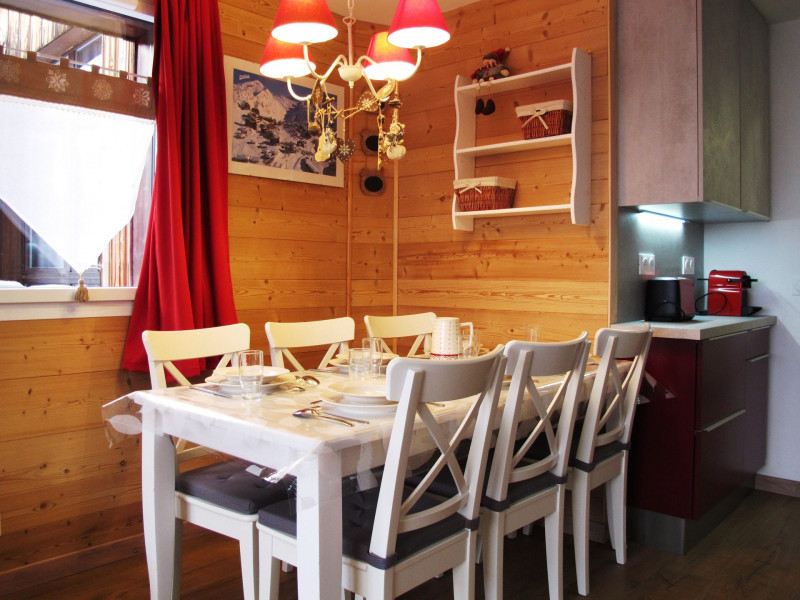 _lv_images__lot_0000000035_06_9216064