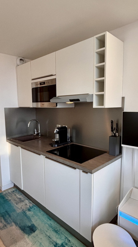 _lv_images__lot_0000000036_09_9261373