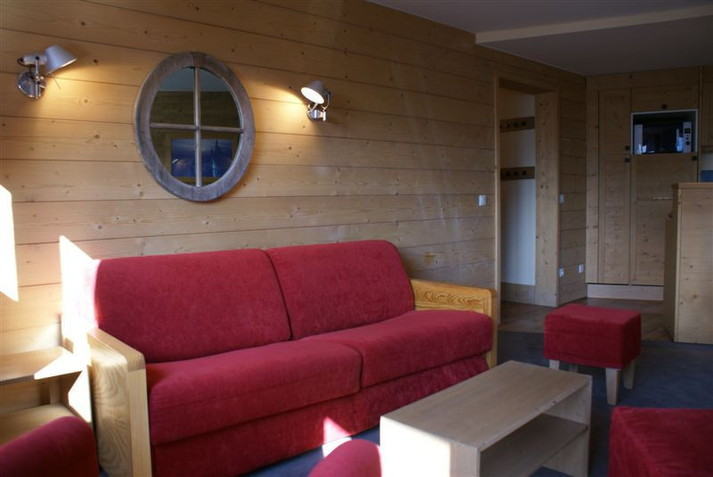 _lv_images__lot_0000000038_02_10262351 _lv_images__lot_0000000038_02_10262351