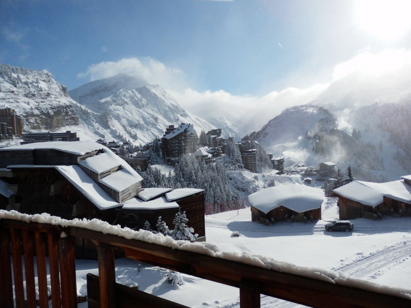 _lv_images__lot_0000000054_11_9151065 _lv_images__lot_0000000054_11_9151065