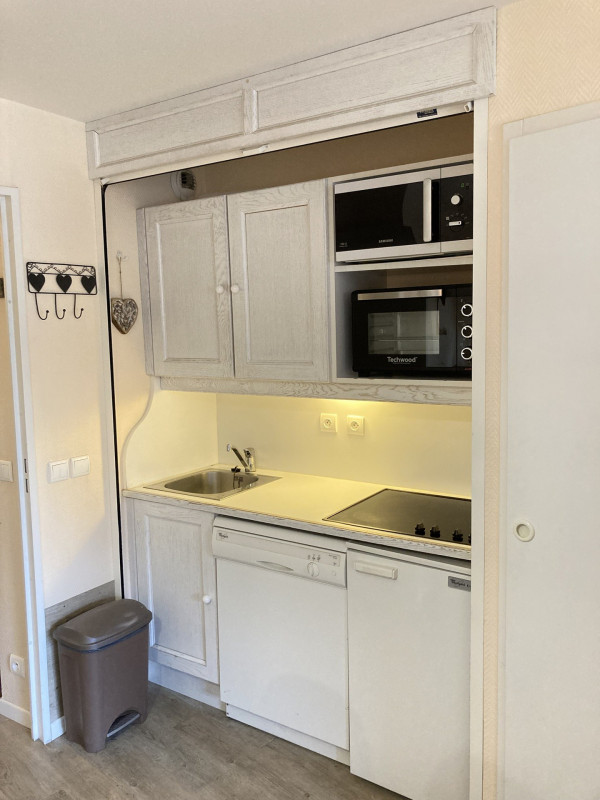 _lv_images__lot_0000000059_12_9434319 _lv_images__lot_0000000059_12_9434319