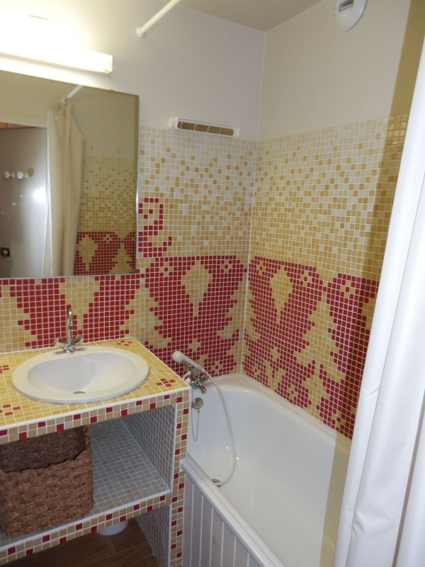 _lv_images__lot_0000000098_07_10314385