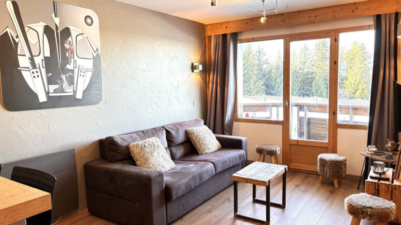 _lv_images__lot_0000000121_01_11079293