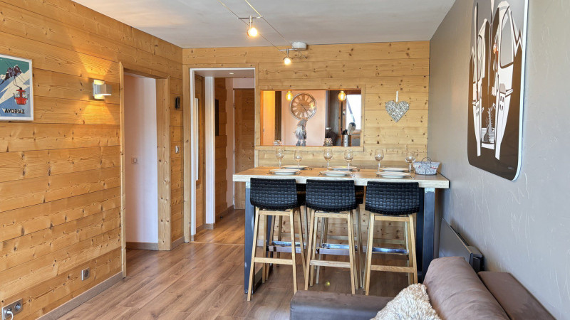 _lv_images__lot_0000000121_06_9922124 _lv_images__lot_0000000121_06_9922124