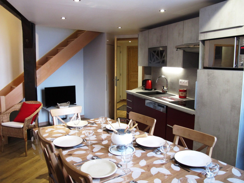 _lv_images__lot_0000000145_07_10462591