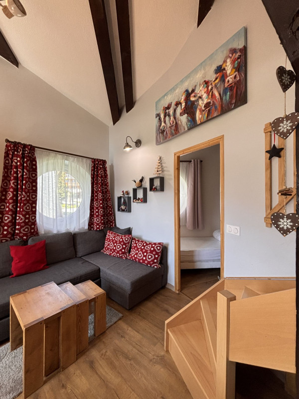 _lv_images__lot_0000000145_09_11019730 _lv_images__lot_0000000145_09_11019730