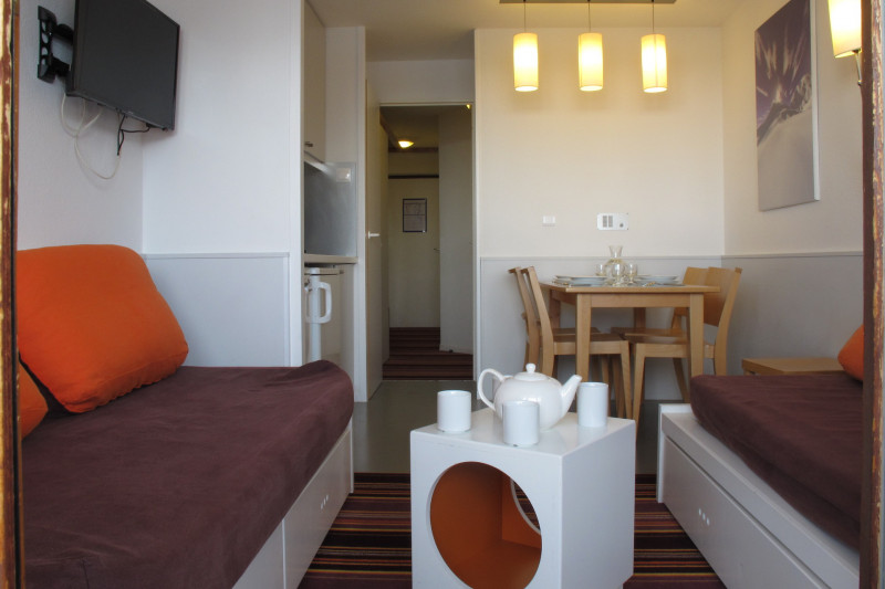 _lv_images__lot_0000000159_01_10191963 _lv_images__lot_0000000159_01_10191963