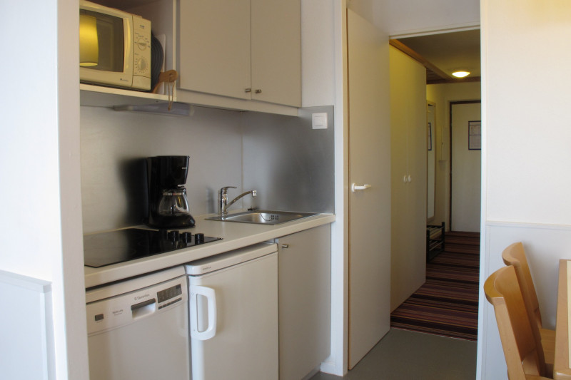 _lv_images__lot_0000000159_05_10470943