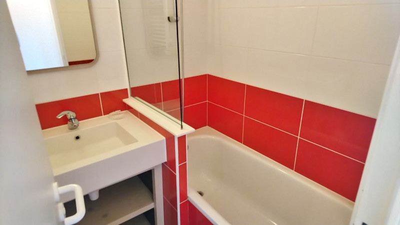 _lv_images__lot_0000000159_06_10563530