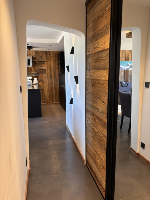 _lv_images__lot_0000000163_09_10177874