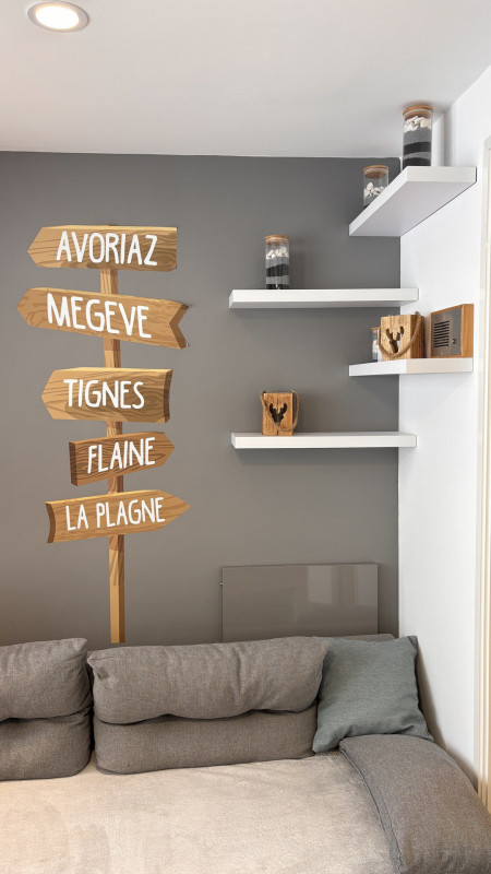 _lv_images__lot_0000000183_06_9511712 _lv_images__lot_0000000183_06_9511712