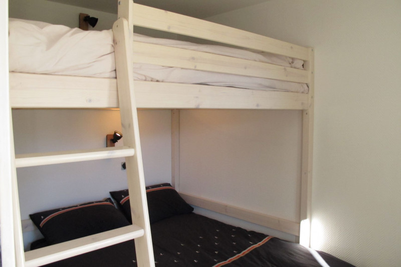 _lv_images__lot_0000000184_09_9749847 _lv_images__lot_0000000184_09_9749847