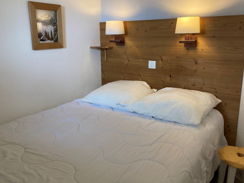 _lv_images__lot_0000000197_11_11145504