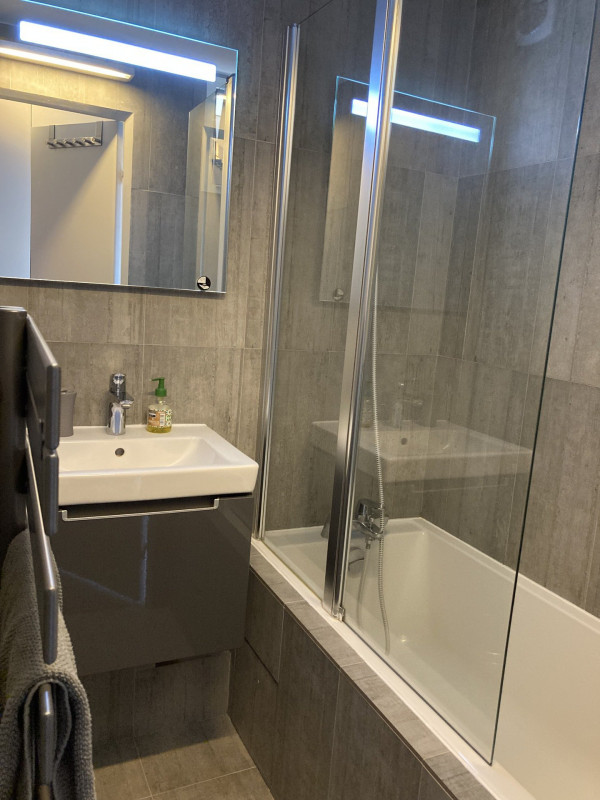 _lv_images__lot_0000000201_14_9669075