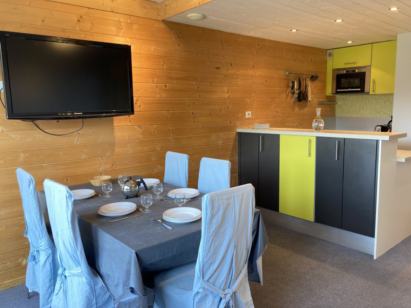 _lv_images__lot_0000000205_06_9210006 _lv_images__lot_0000000205_06_9210006