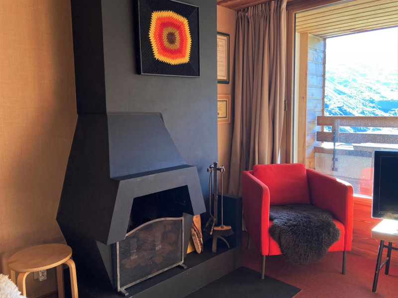 _lv_images__lot_0000000206_04_10137656