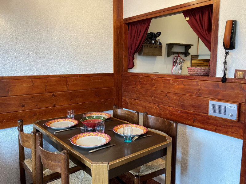 _lv_images__lot_0000000219_08_11119097 _lv_images__lot_0000000219_08_11119097