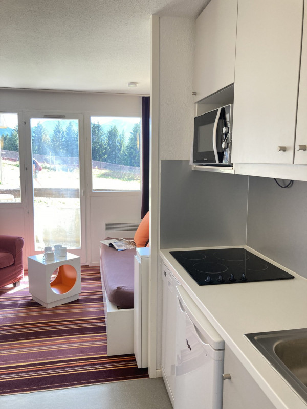_lv_images__lot_0000000222_09_11197666