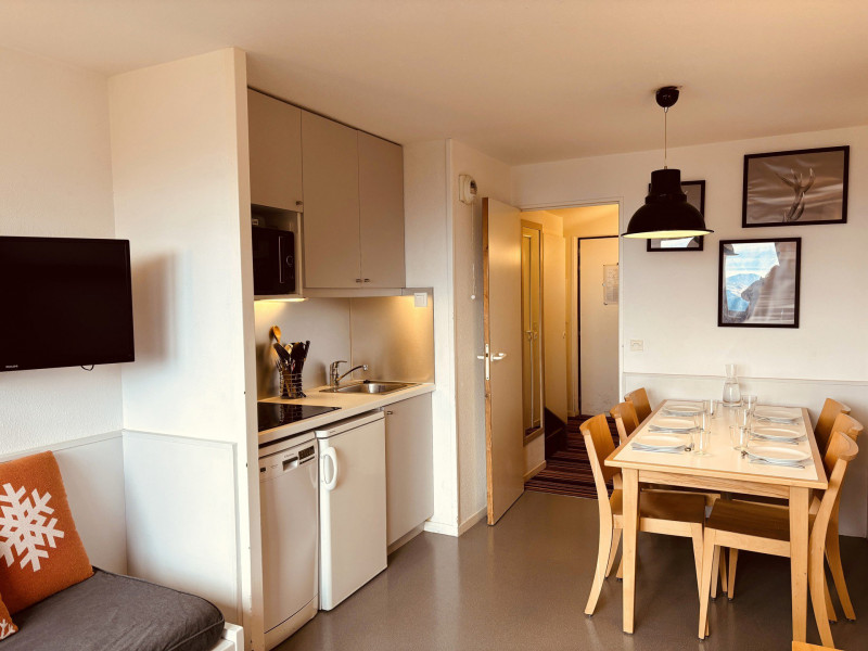 _lv_images__lot_0000000231_01_11131652 _lv_images__lot_0000000231_01_11131652