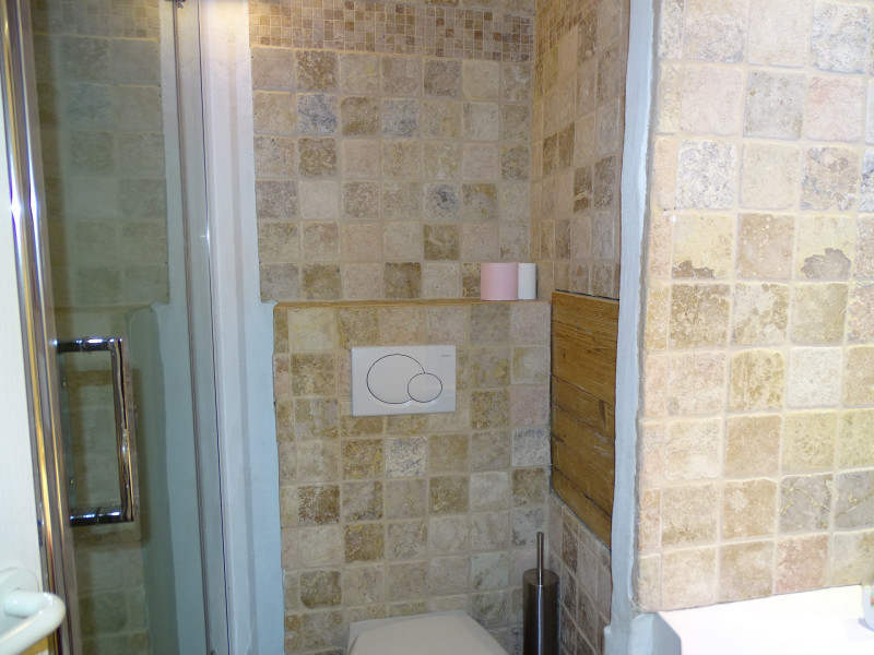 _lv_images__lot_0000000233_14_10403757