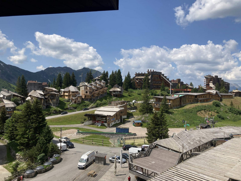 _lv_images__lot_0000000234_16_11046630