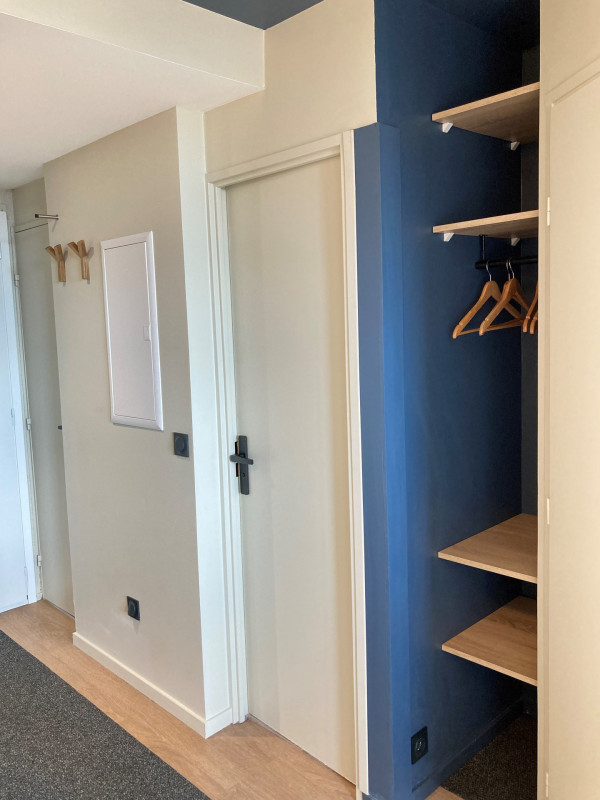 _lv_images__lot_0000000238_08_10336397